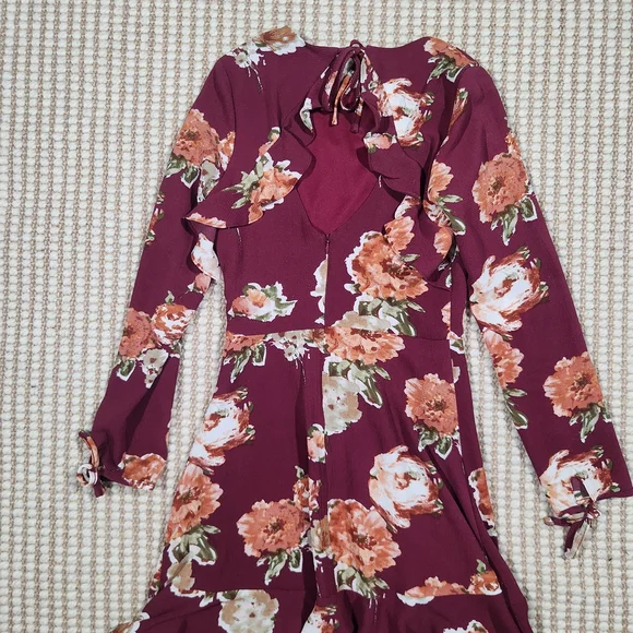 Elegant Floral Cottagecore Keyhole Back Girly Flowy Midi Dress in Burgundy Small - Picture 4 of 8